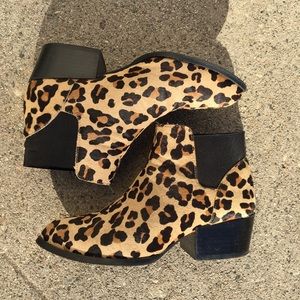 Steve Madden Leopard Chelsea boots